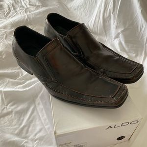Brown leather Aldo dress shoes